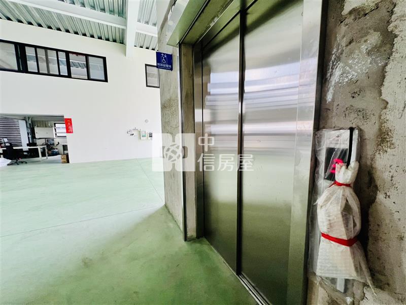 苗栗交流道旁賺錢廠房房屋室內格局與周邊環境