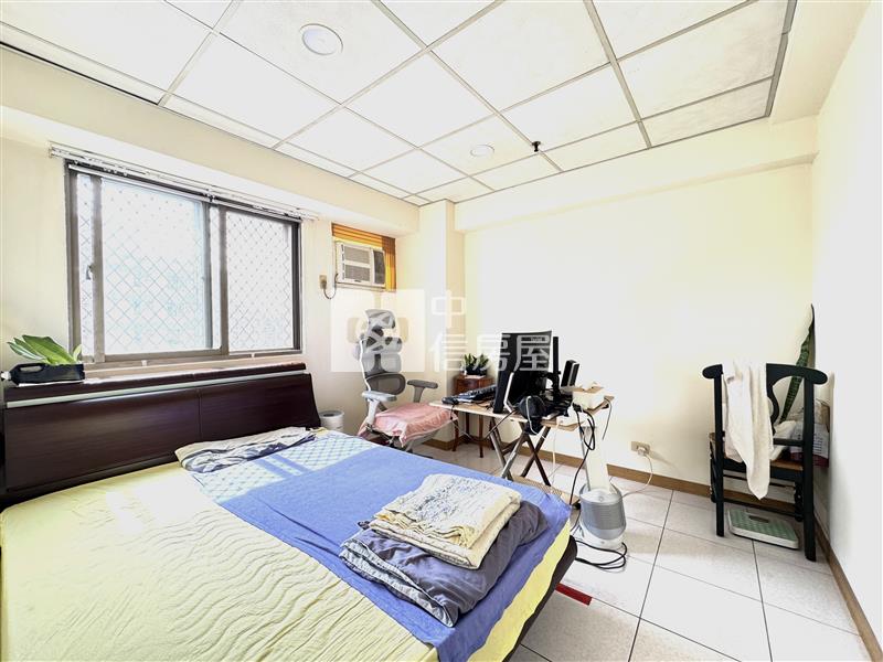 愛的世界高樓層美3房房屋室內格局與周邊環境