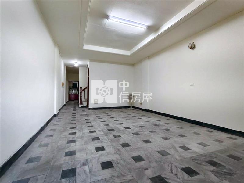 永康活巷朝南孝親RC車墅房屋室內格局與周邊環境