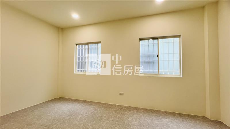 鑫聖中信-龍科全新整理孝親房透天房屋室內格局與周邊環境
