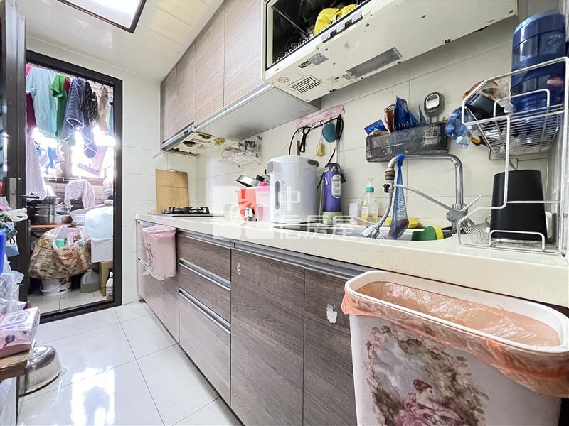 南勢巢世代兩房車房屋室內格局與周邊環境