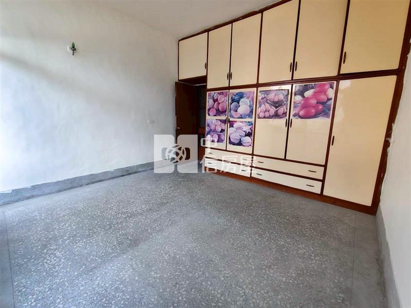 仁德活巷需整理透天房屋室內格局與周邊環境