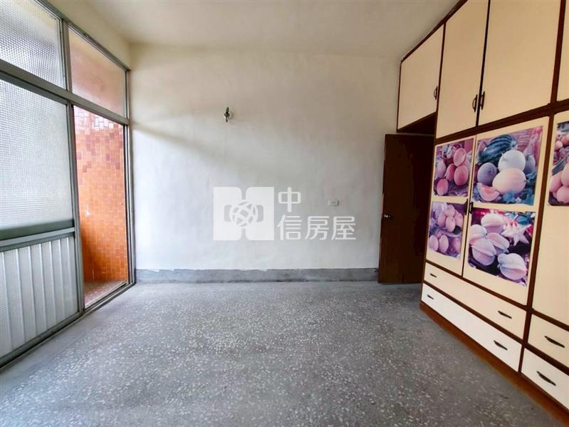 仁德活巷需整理透天房屋室內格局與周邊環境