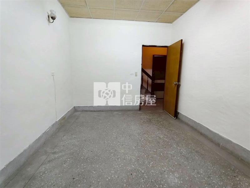 仁德活巷需整理透天房屋室內格局與周邊環境