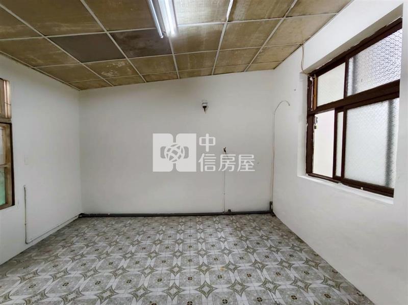 仁德活巷需整理透天房屋室內格局與周邊環境