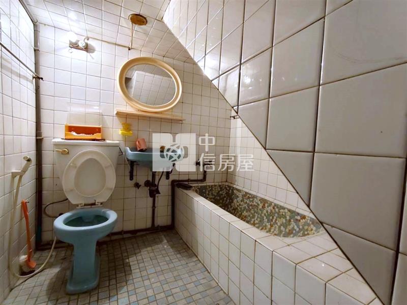 仁德活巷需整理透天房屋室內格局與周邊環境