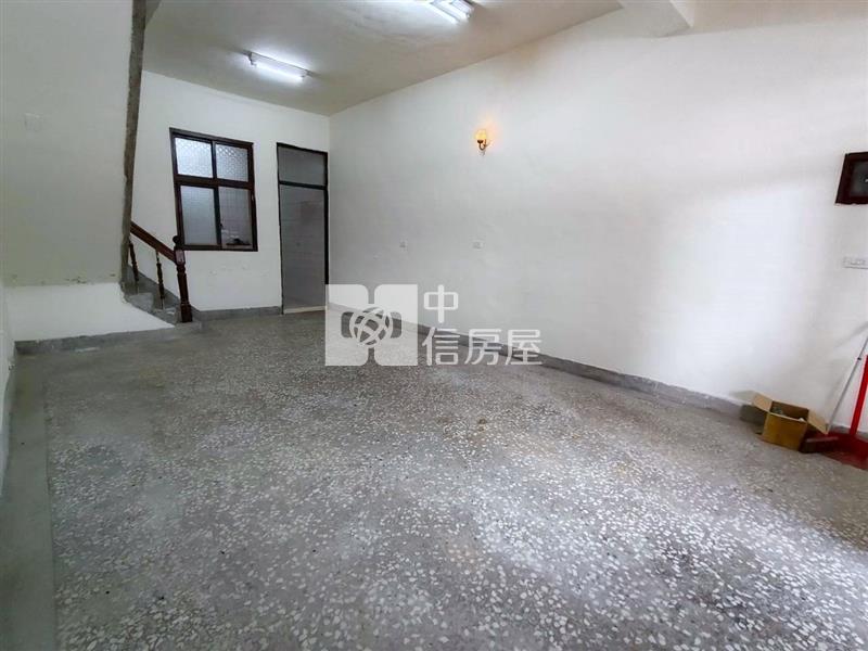 仁德活巷需整理透天房屋室內格局與周邊環境