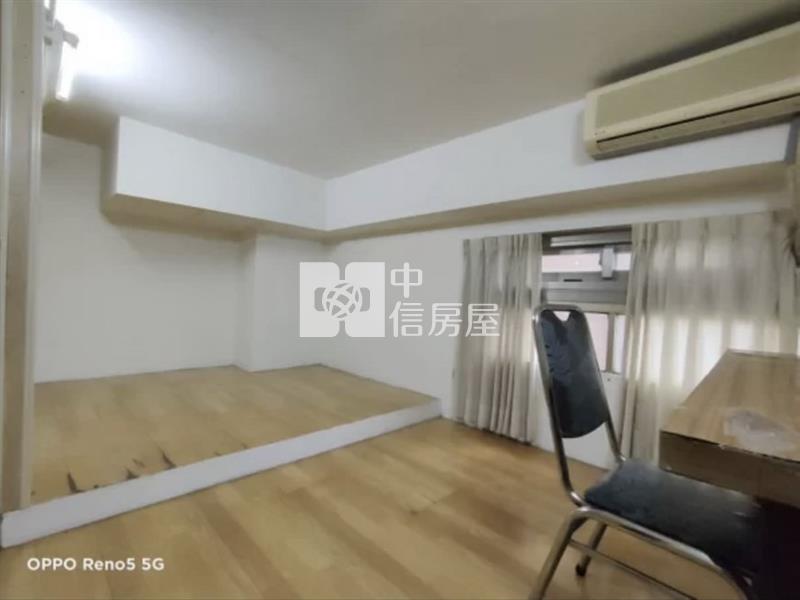 萬能樓中樓美四房房屋室內格局與周邊環境