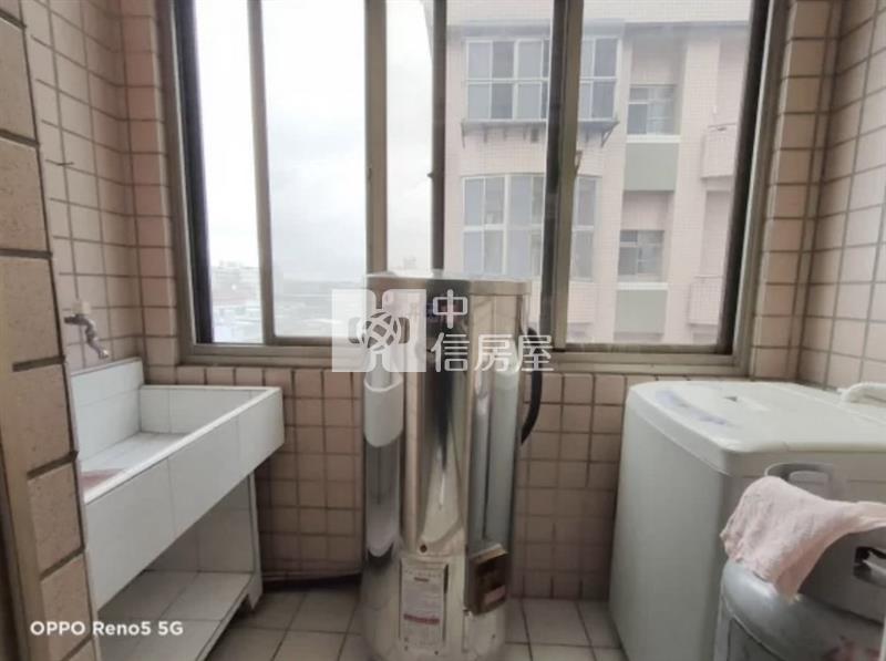 萬能樓中樓美四房房屋室內格局與周邊環境