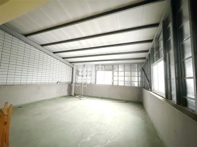 苗栗市區旁邊間透天大4房房屋室內格局與周邊環境