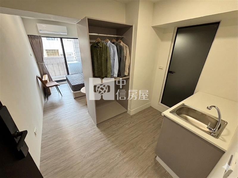 第二市場投保5.5%正民族路合法電梯五套房房屋室內格局與周邊環境