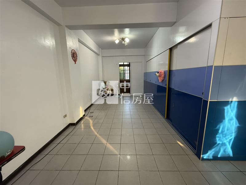 (專)平鎮北商邊間三車位美透天房屋室內格局與周邊環境