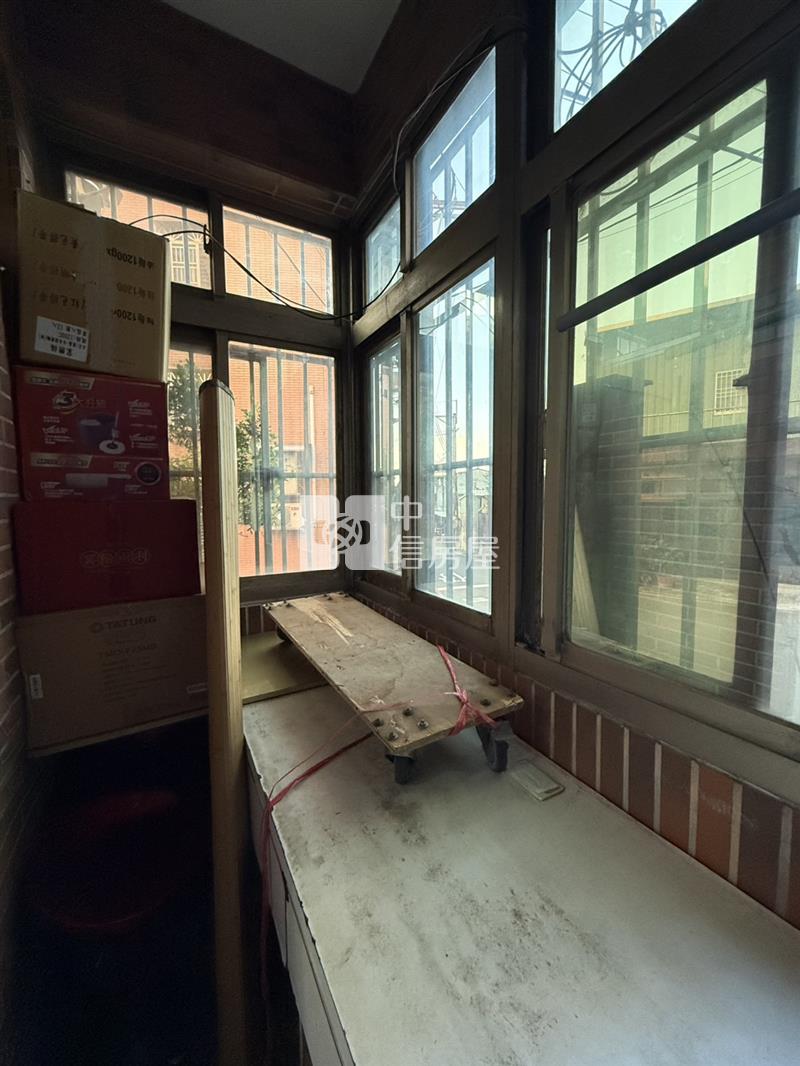 (專)平鎮北商邊間三車位美透天房屋室內格局與周邊環境