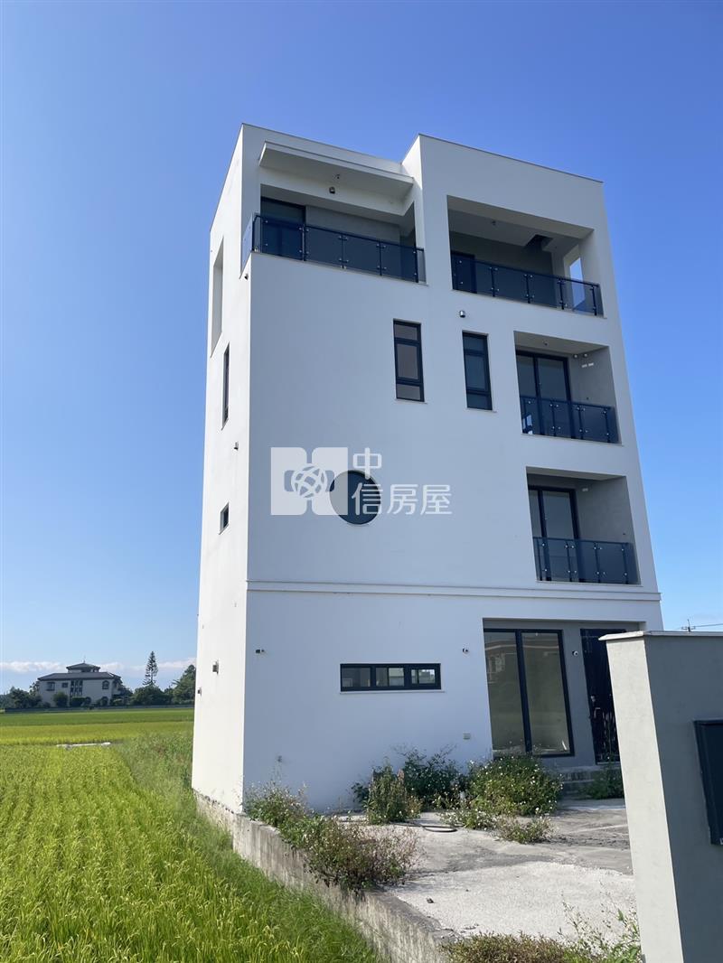 812成興路大面寬農舍房屋室內格局與周邊環境
