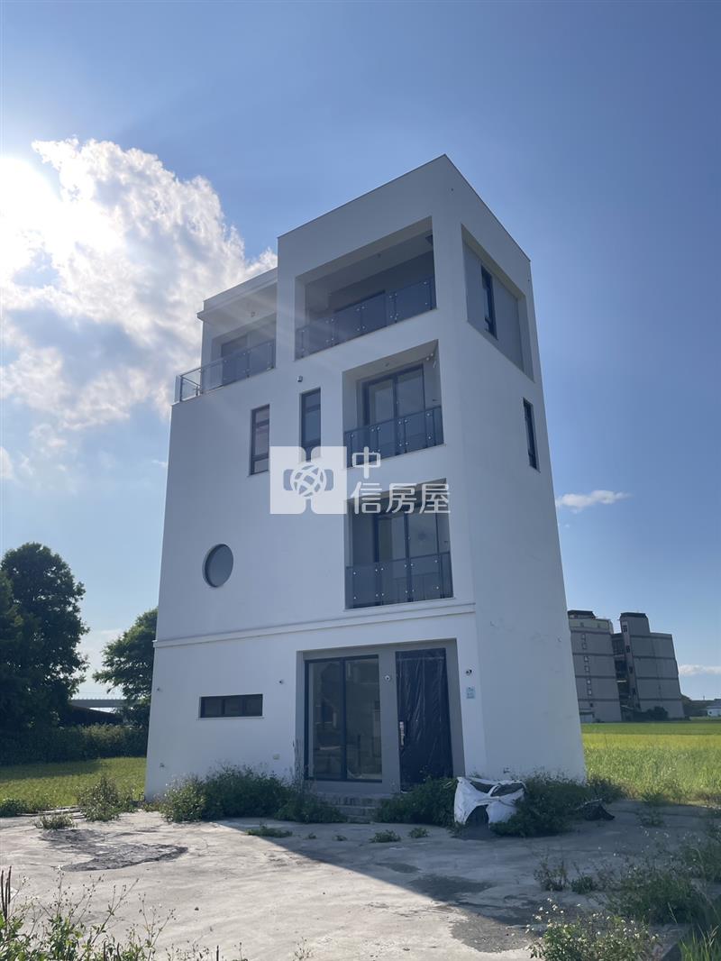 812成興路大面寬農舍房屋室內格局與周邊環境