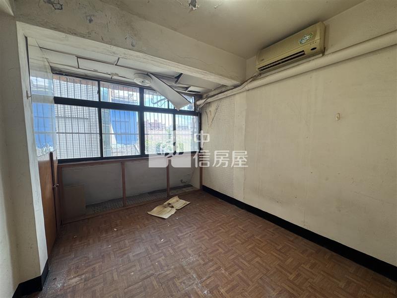 桃園市府四房雙衛超值公寓房屋室內格局與周邊環境