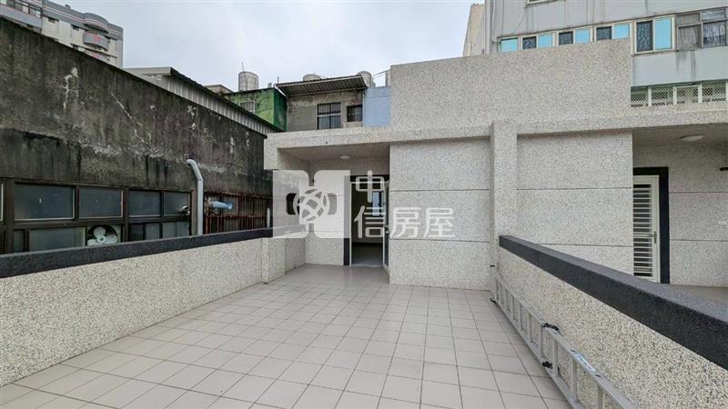 中壢高商全新電梯別墅房屋室內格局與周邊環境