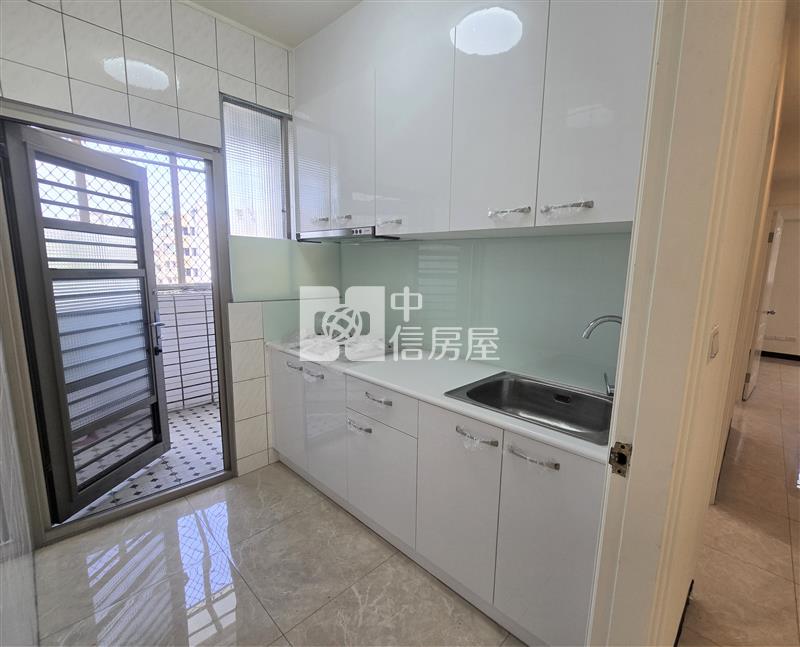 水湳新欣吉邸三房美廈房屋室內格局與周邊環境