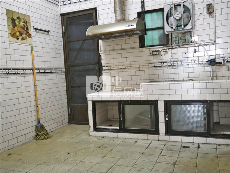 正大墩路金透店房屋室內格局與周邊環境