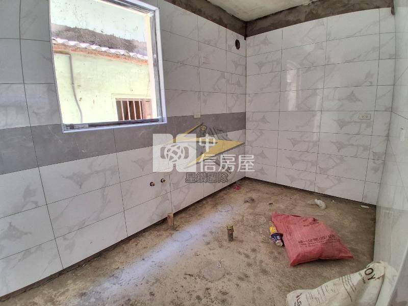 【星鑽】(專任)觀音文化路翻新客製化小資透天房屋室內格局與周邊環境