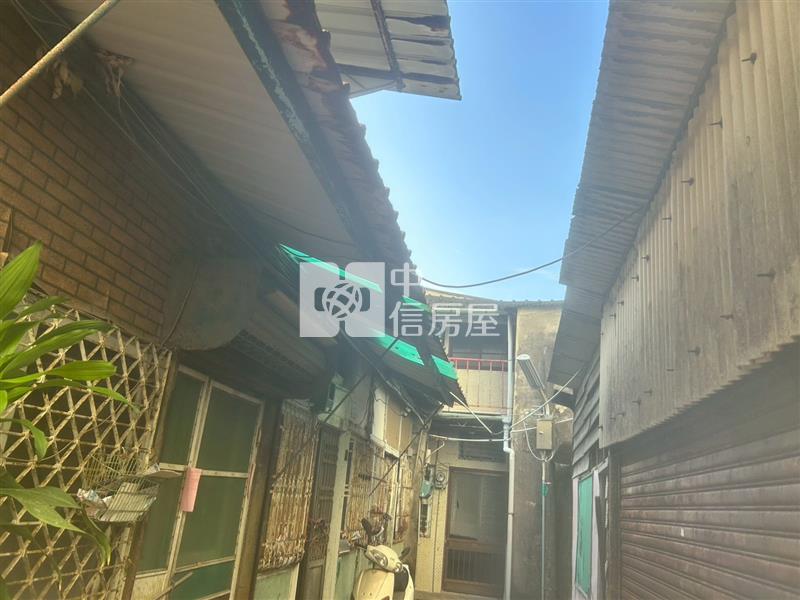 新光三越生活圈透天房屋室內格局與周邊環境