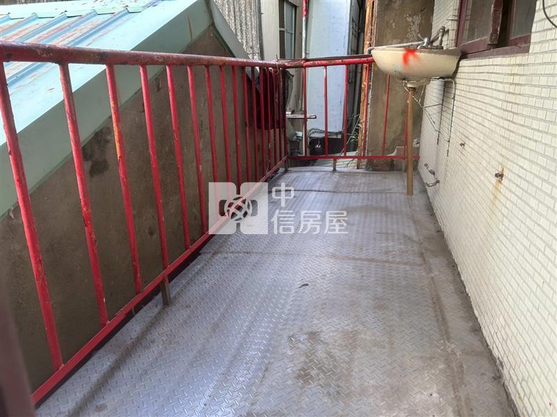 新光三越生活圈透天房屋室內格局與周邊環境