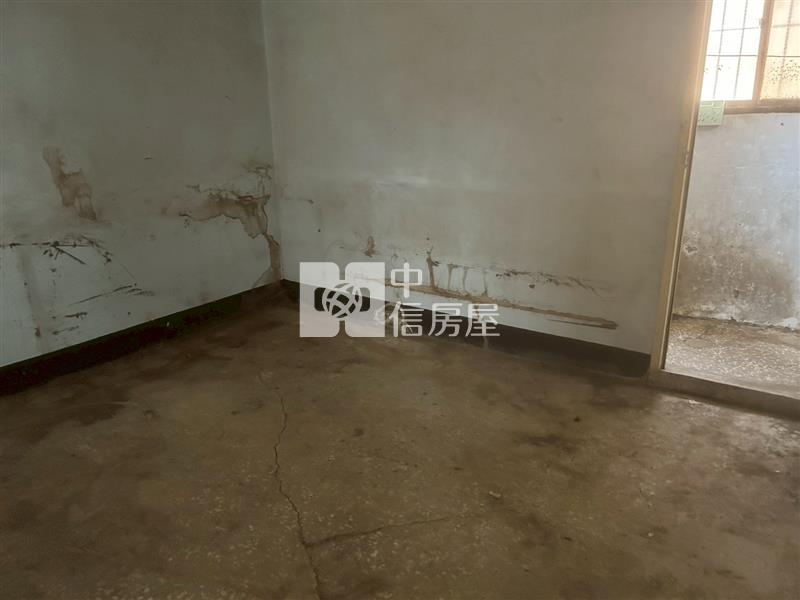 新光三越生活圈透天房屋室內格局與周邊環境