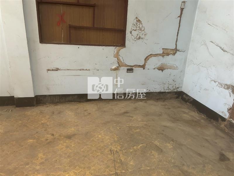 新光三越生活圈透天房屋室內格局與周邊環境
