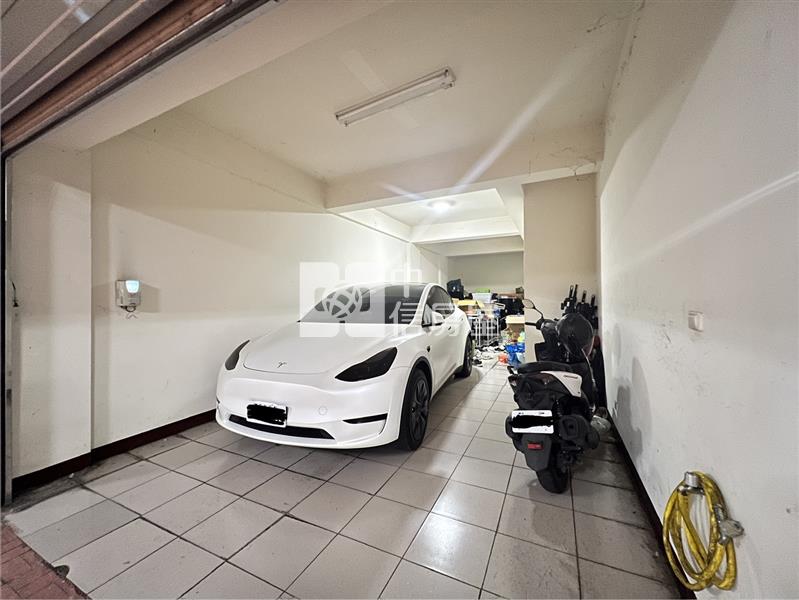 專-近中央大學翡翠花園雙車位別墅房屋室內格局與周邊環境