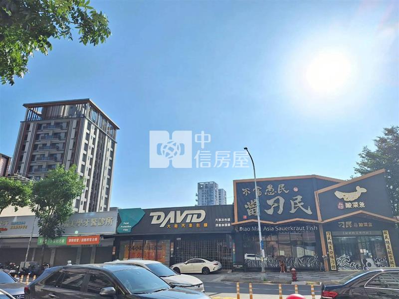 南屯黎明商圈三采藝術四房平車房屋室內格局與周邊環境