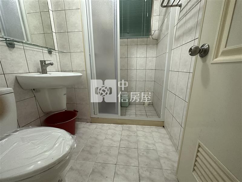 屏東房屋-東山河大坪數美樓房屋室內格局與周邊環境