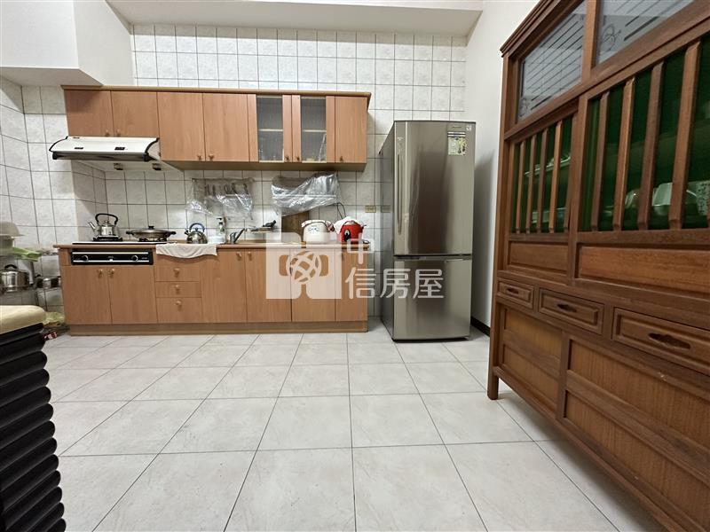 屏東房屋-東山河大坪數美樓房屋室內格局與周邊環境