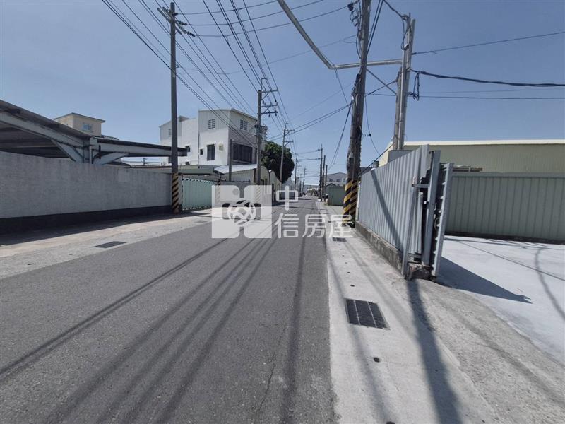 仁德勝利段方正美農地房屋室內格局與周邊環境