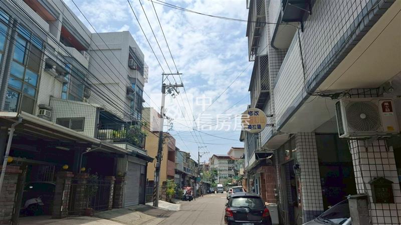 立新雙學區大地坪臨路透天房屋室內格局與周邊環境
