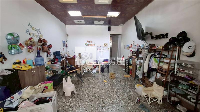 立新雙學區大地坪臨路透天房屋室內格局與周邊環境