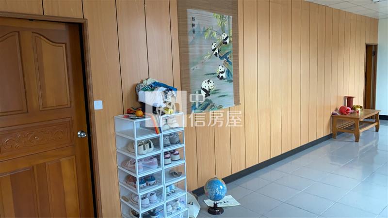 林森國小旁大面寬透天店面房屋室內格局與周邊環境