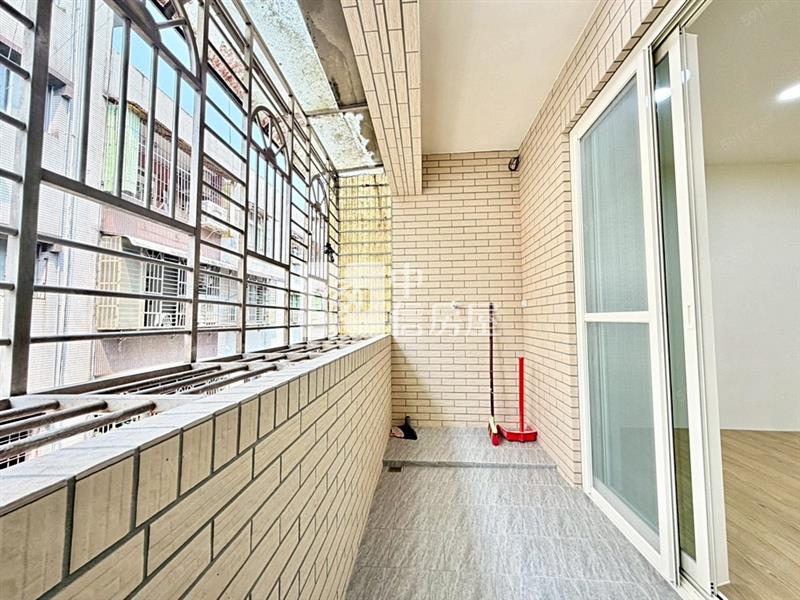 C-77七堵精美三房房屋室內格局與周邊環境