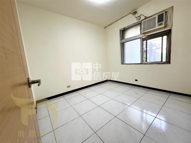 內壢火車站/4房美寓/大前陽台/雙衛浴開窗房屋室內格局與周邊環境