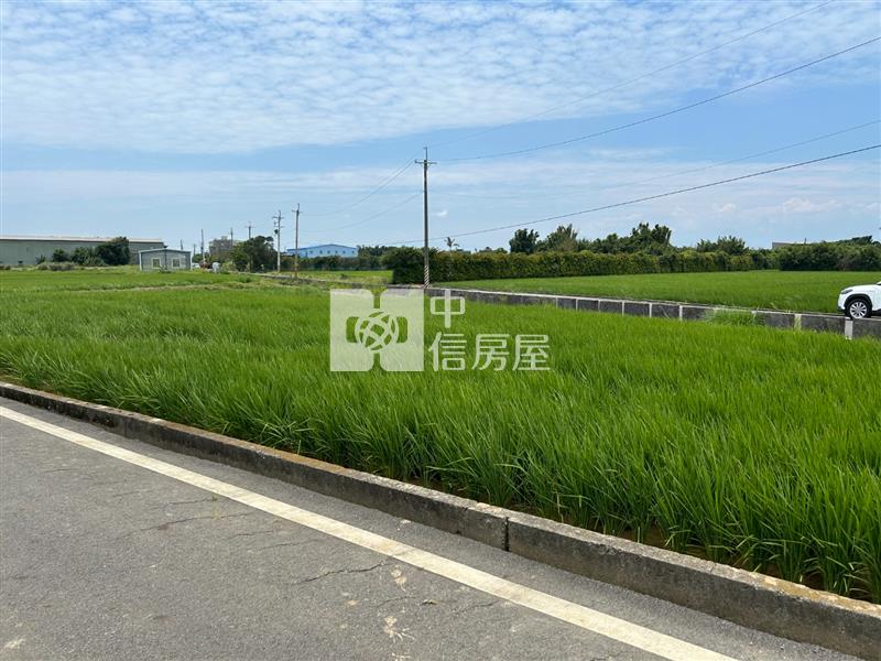 新屋區石磊子段農地(雙面臨路）房屋室內格局與周邊環境
