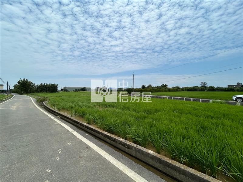 新屋區石磊子段農地(雙面臨路）房屋室內格局與周邊環境