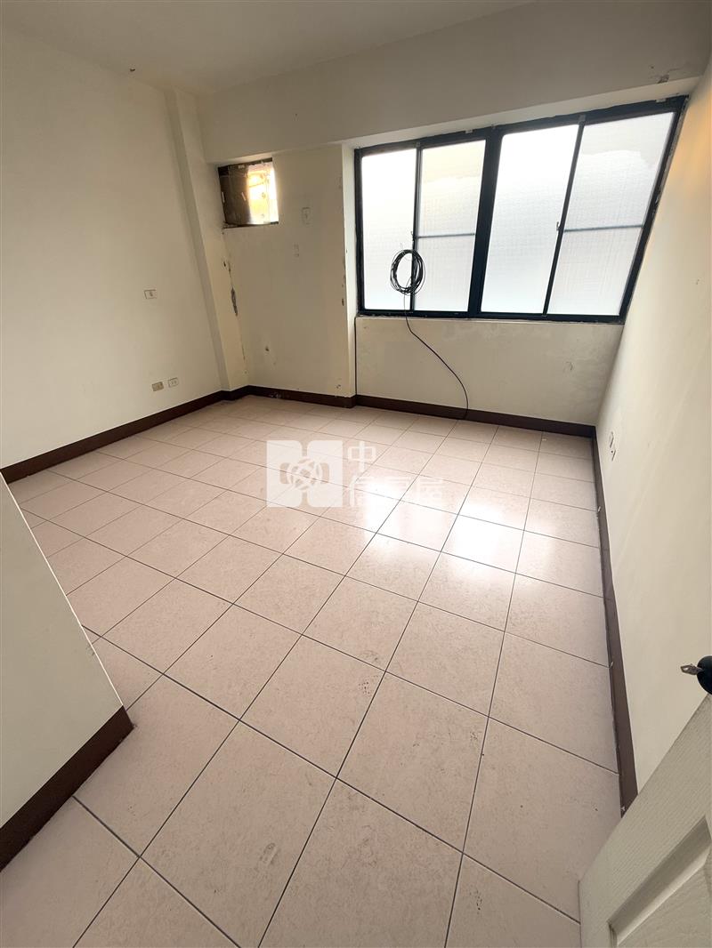 大社萬金路增建滿的稀有透天房屋室內格局與周邊環境