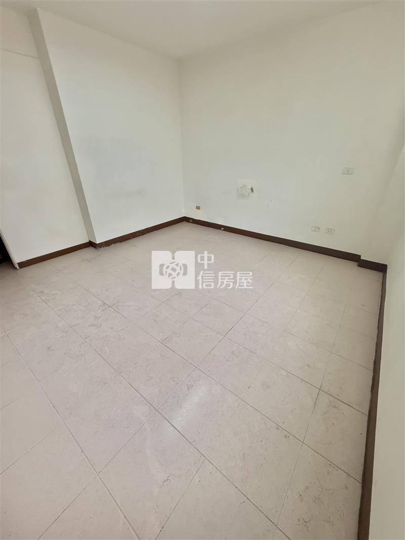 大社萬金路增建滿的稀有透天房屋室內格局與周邊環境