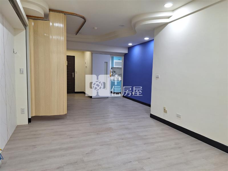 近藝文特區大三房+車位房屋室內格局與周邊環境