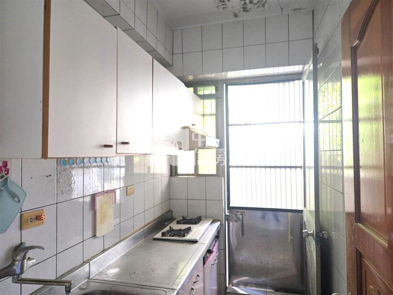 高鐵區商圈2房房屋室內格局與周邊環境
