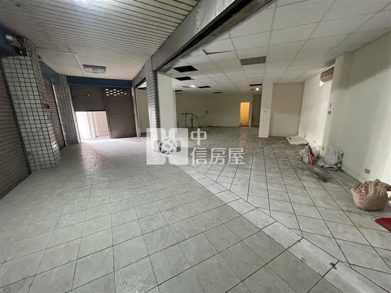 縣府商圈一樓店面房屋室內格局與周邊環境