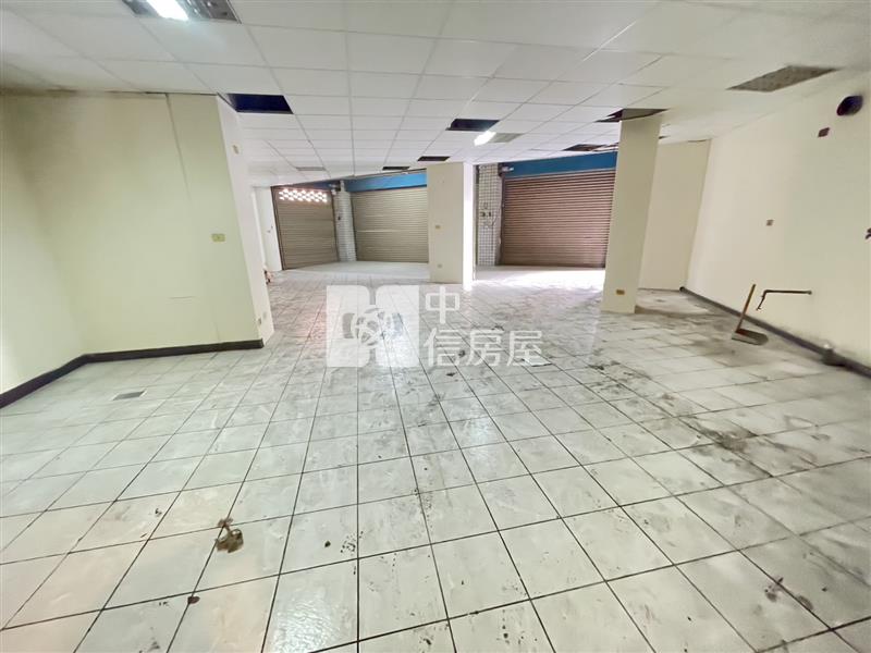縣府商圈一樓店面房屋室內格局與周邊環境