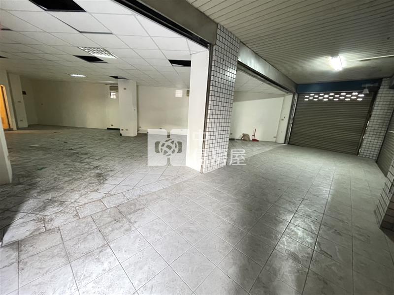 縣府商圈一樓店面房屋室內格局與周邊環境