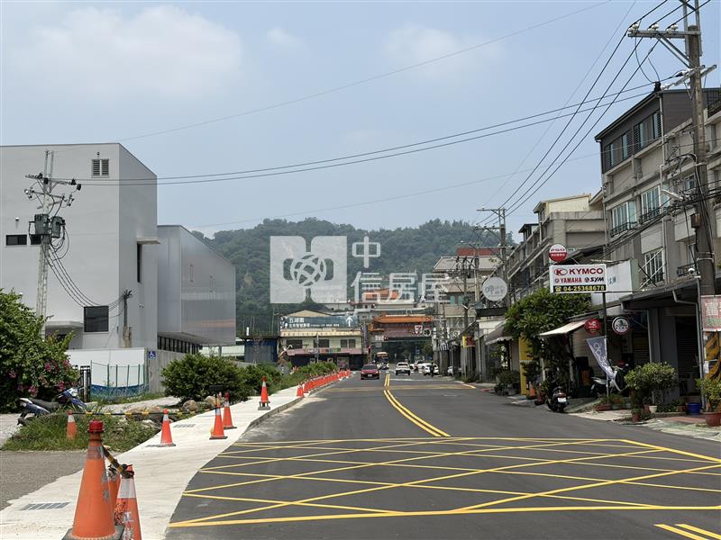 翔仁願景黃金店住房屋室內格局與周邊環境