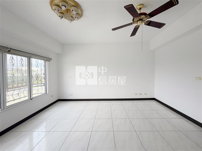 翔仁願景黃金店住房屋室內格局與周邊環境