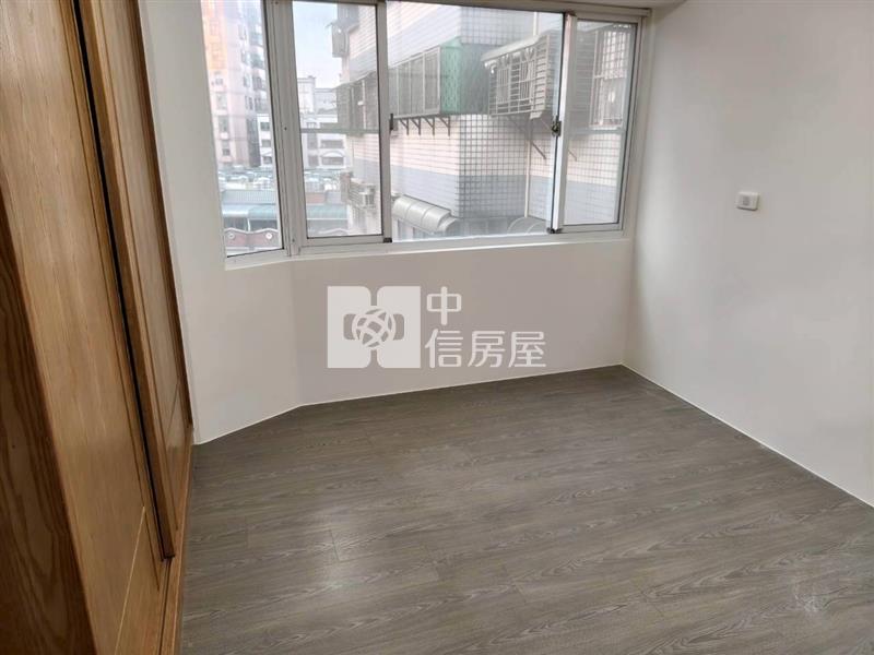 內壢青春物語美2房+平車房屋室內格局與周邊環境